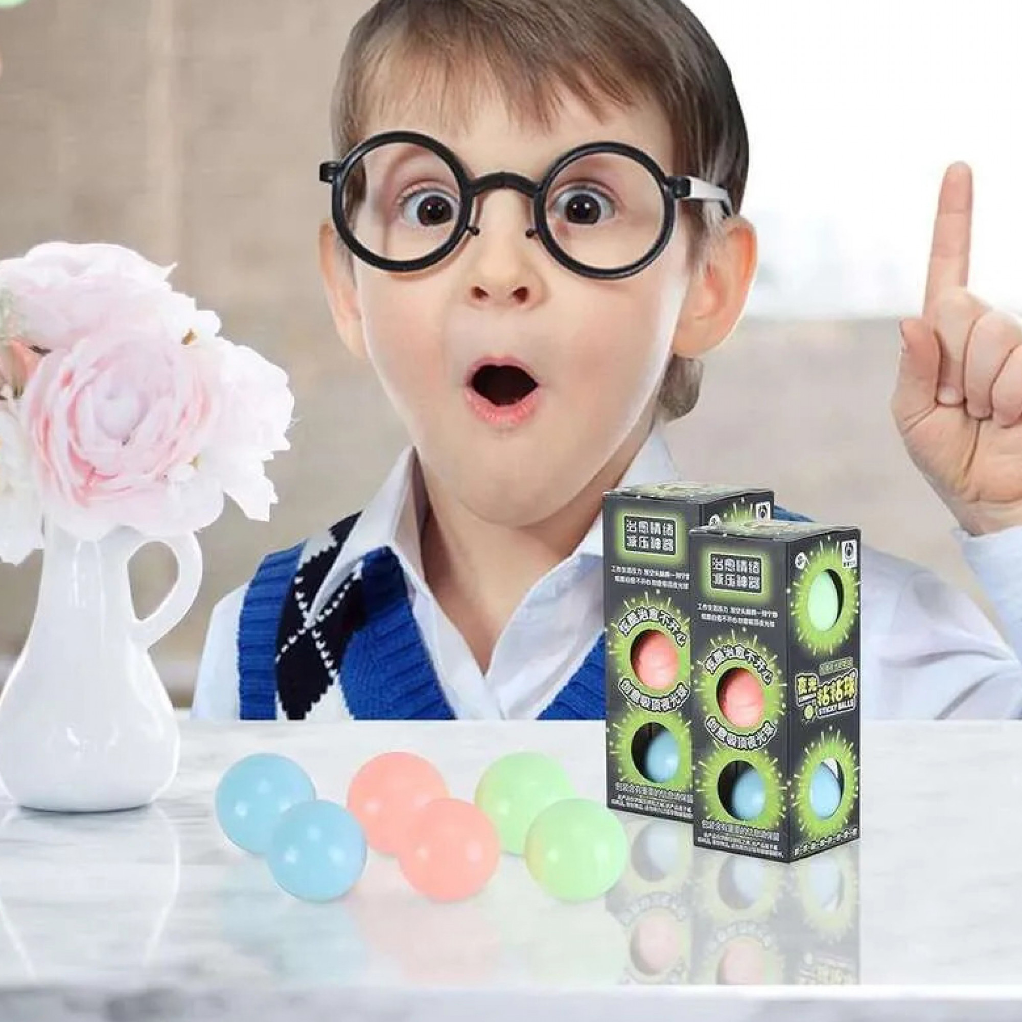 Набор из трёх флуоресцентных липких мячиков-антистресс 9b2 Lumi Balls 3-Pack